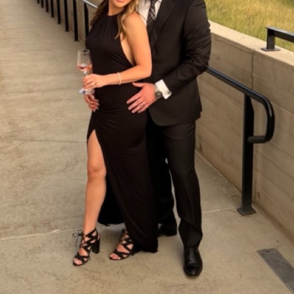 x REVOLVE Addison Maxi Dress Michael Costello SMALL - Picture 2 of 3